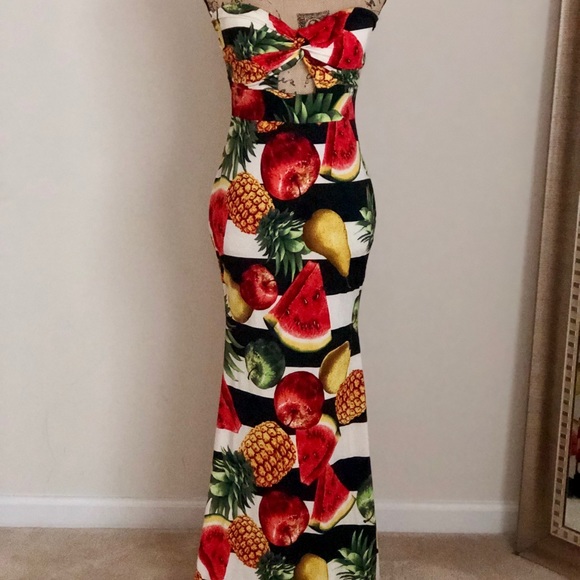 Dresses & Skirts - Fruit print maxi dress
